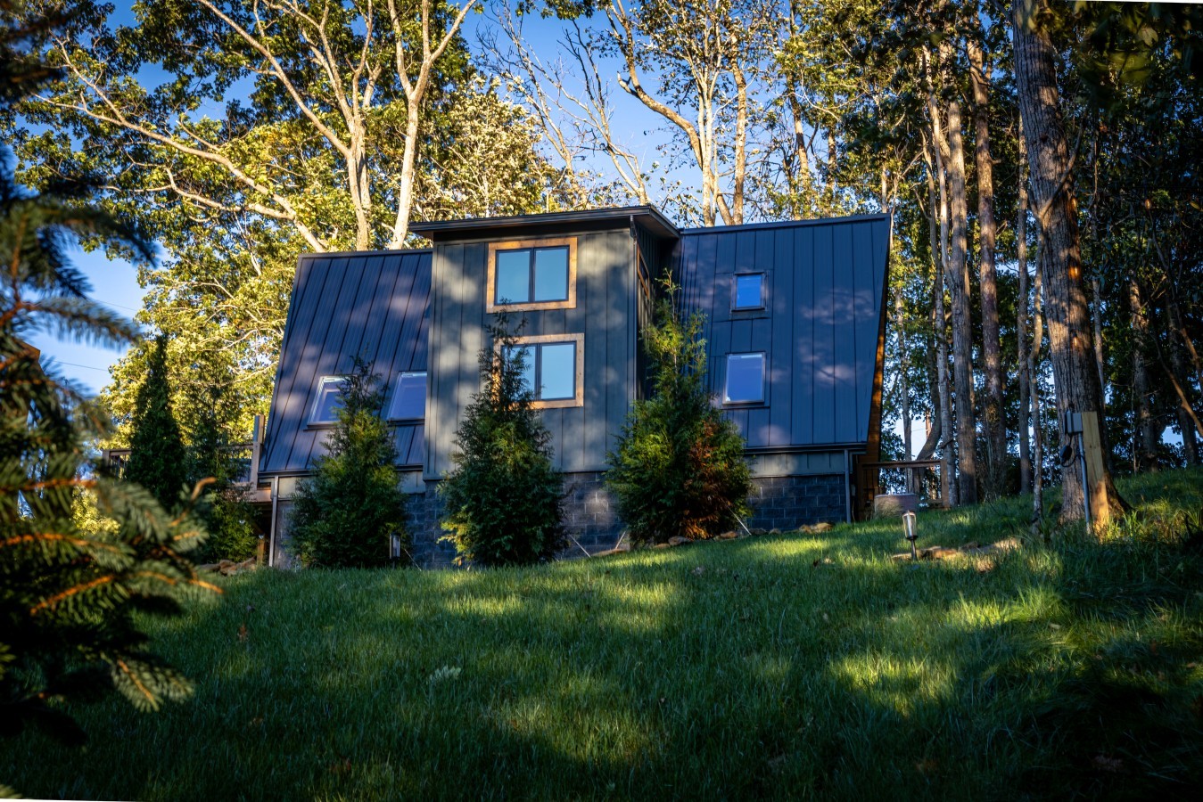 Cabin exterior on the wooded mountainside